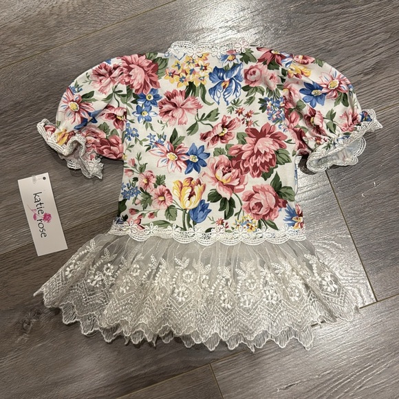 Katie Rose Harper Lace & Floral Set - Picture 3 of 5